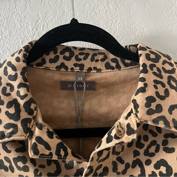 DL1961 Clyde Cropped Jean Jacket in Catwalk - Picture 5 of 8